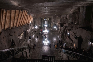 Von Krakau: Führung durch das Salzbergwerk Wieliczka & Abholung vom Hotel