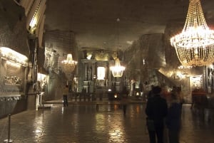 Wieliczka: Lyxig saltgruvetur med upphämtning på hotellet
