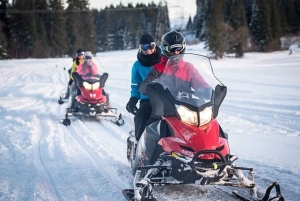 Cracovie : Visite de Zakopane avec balade en motoneige et bains thermaux