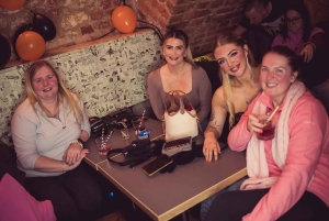 Ruta de bares y discotecas en Nochevieja con chupitos de bienvenida y entrada VIP a la discoteca