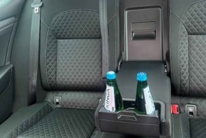 Cracóvia: Translado privado de 1 sentido de/para o aeroporto de Cracóvia (KRK)