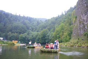 Krydstogt på floden Dunajec på træflåder med guide