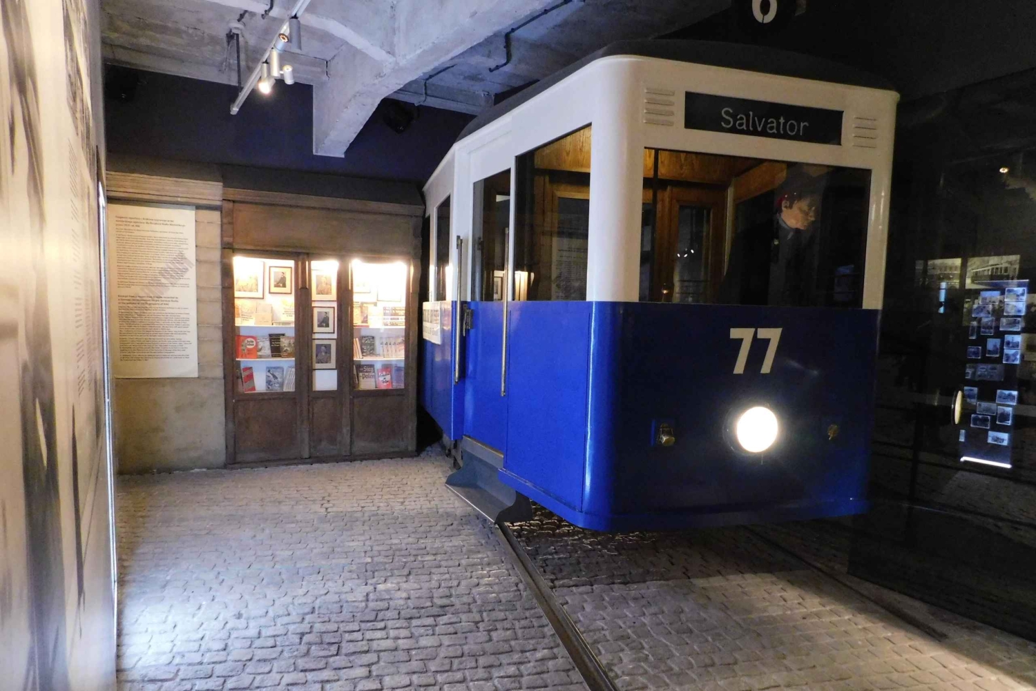 Tour per piccoli gruppi della Fabbrica di Schindler e del Ghetto con guida