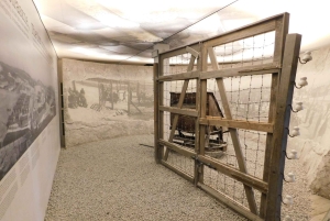 Tour per piccoli gruppi della Fabbrica di Schindler e del Ghetto con guida