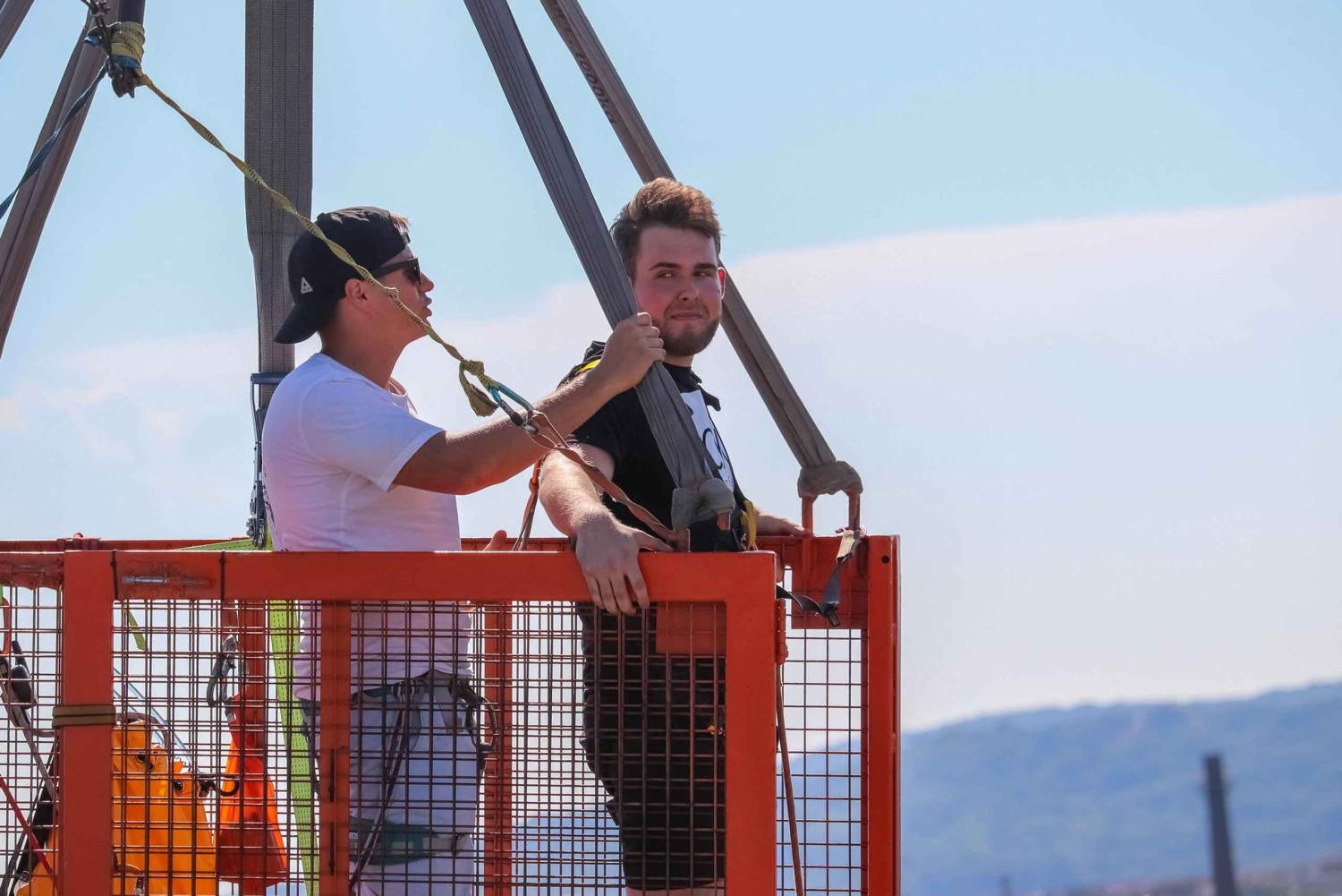 Unforgetable Bungee Jumping Experience in Kraków