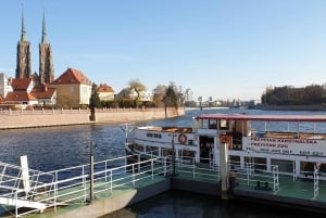 Wrocław: Crucero en barco con guía