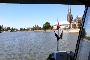 Wrocław: Boat cruise with a guide