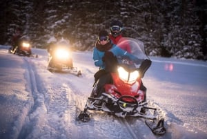 Zakopane: Passeio de moto de neve com fogueira e motorista particular