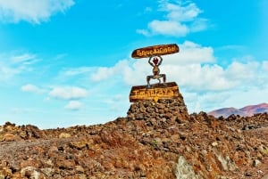 Arrecife: Timanfaya y Laguna Verde para cruceristas