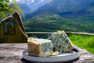 Bulnes: Excursion with funicular and Cabrales cheese cave in Picos de Europa.