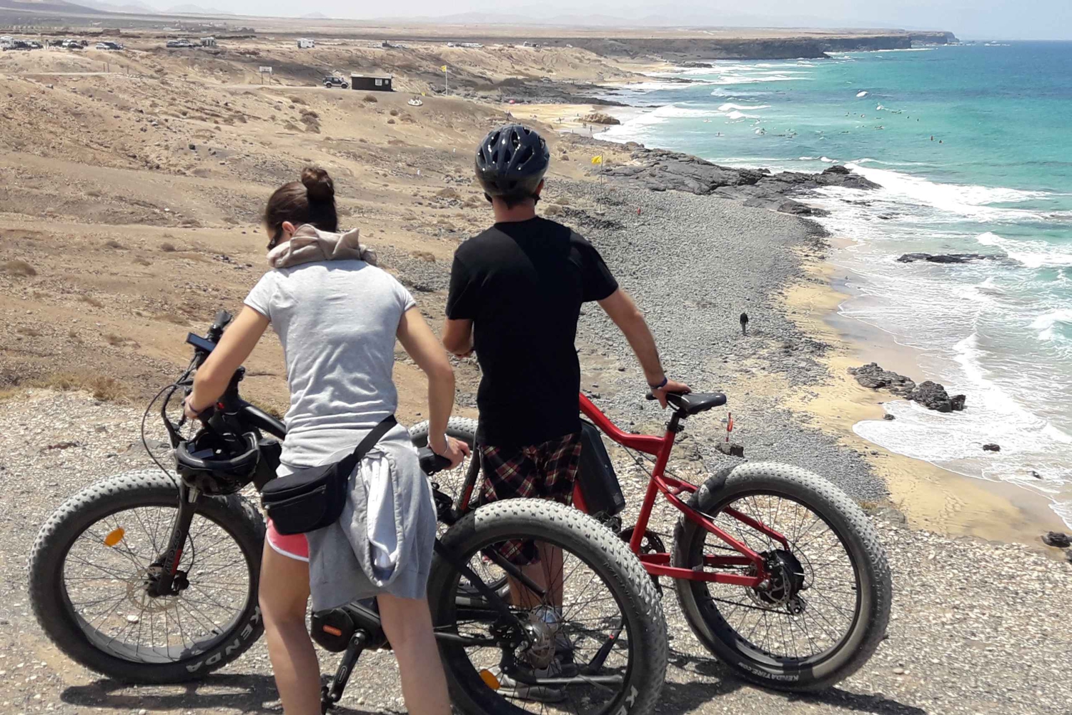Caleta de Fuste/Corralejo: Guided E-Bike Tour & Crater Hike