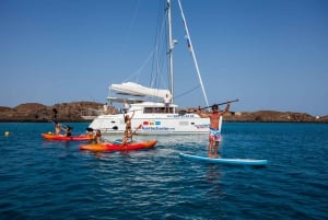 From Lanzarote: Lobos Island and Fuerteventura Day Cruise