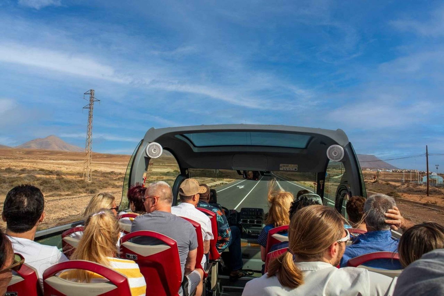 Fuerteventura :Dunas Corralejo, La Oliva Iglesia:¡cruceros!