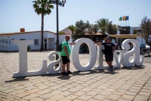 Fuerteventura :Dunas Corralejo, La Oliva Iglesia:¡cruceros!