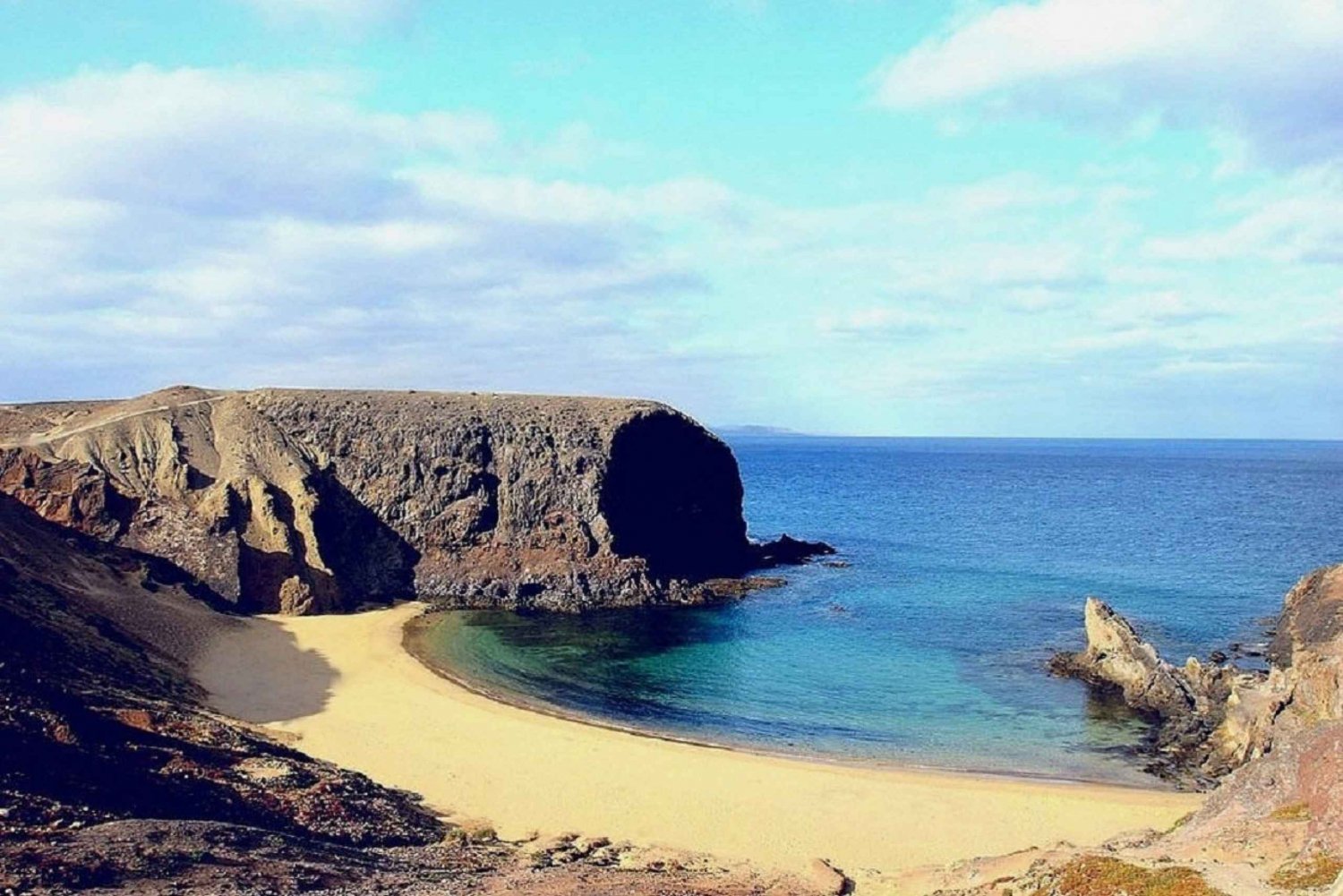 Fuerteventura to Lanzarote Ferry Crossing with Bus Service