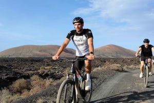 Lanzarote : Visites guidées à vélo électrique autour des volcans
