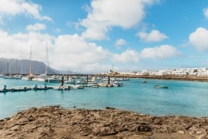 La Graciosa: Island Cruise with Lunch and Water Activities