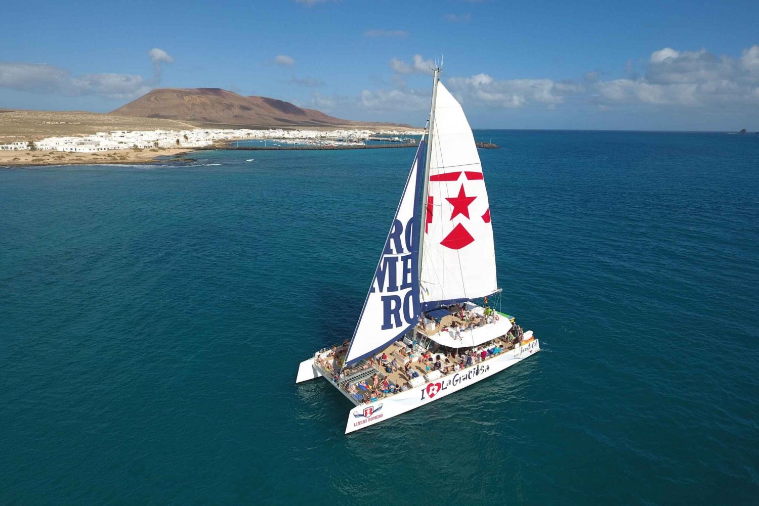 La Graciosa: Island Cruise with Lunch for Cruise Passengers