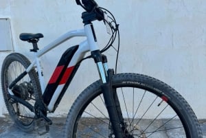 La Graciosa: Rent your ELECTRIC BIKE and explore the island at your own pace.