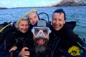 Lanzarote: 2-dyk-pakke i Playa Blanca - certificerede dykkere