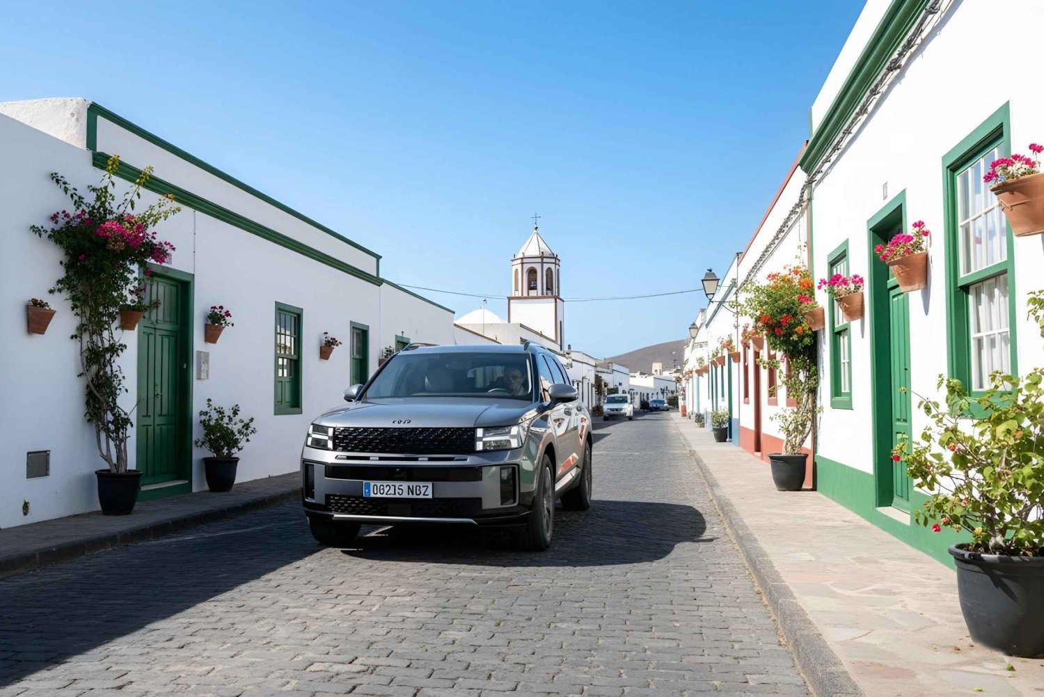Lanzarote: 4x4 Volcanic Adventure with Wine Tasting