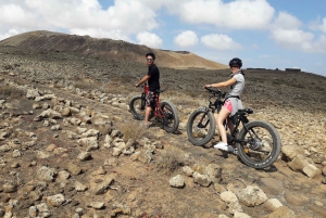 Lanzarote: Advanced 5-Hour Fuerteventura E-Bike Tour