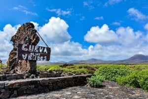 Lanzarote: Cueva de los Verdes i Jameos del Agua Tour