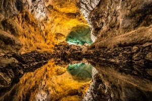 Lanzarote: Cueva de los Verdes i Jameos del Agua Tour