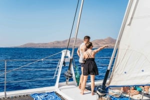 Lanzarote: Tagestour zu den Papagayo-Stränden mit dem Katamaran