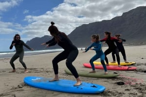 Lanzarote - Famara: Surf lessons for everyone, no matter your age or skill level