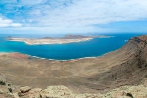 Lanzarote: Full Day Bus Tour with Scenic Views