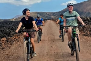 Lanzarote : Visites guidées à vélo électrique autour des volcans