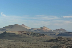 Lanzarote: Guided Volcano Hike with Transfers