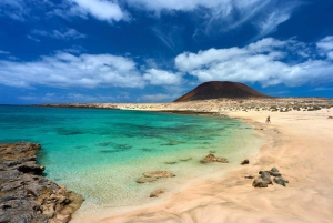 Lanzarote: La Graciosa Complete Jeep Tour met Strandtijd