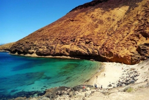 Lanzarote: La Graciosa Complete Jeep Tour met Strandtijd