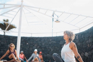 Las Palmas: Outdoor-Yoga-Kurs mit Meerblick