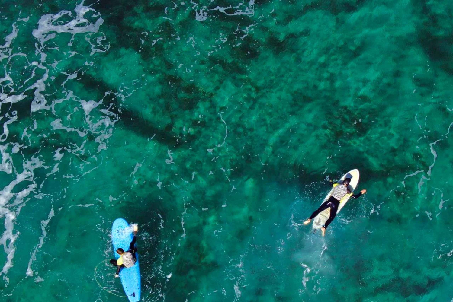 ランサローテ島：ファマラのサーフィンコース パッケージ