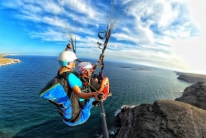 Lanzarote: Tandem Paragliding