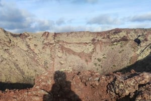 Lanzarote: Timanfaya Natural Park Trekking Tour