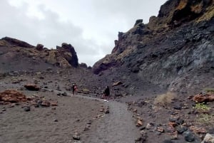 Lanzarote: Timanfaya Natural Park Trekking Tour