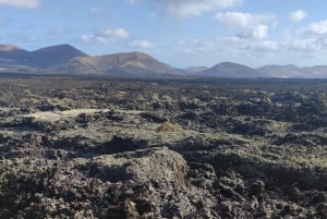 Lanzarote: Timanfaya Natural Park Trekking Tour