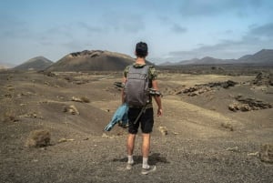 Lanzarote: Volcanos of Timanfaya and Caves Tour with Lunch