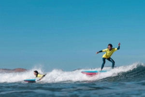 Première école de surf de Lanzarote - cours de 2 heures ou de 4 heures