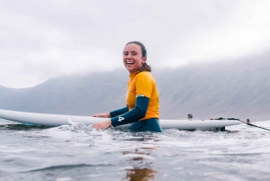 Première école de surf de Lanzarote - cours de 2 heures ou de 4 heures