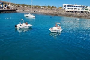 Playa Papagayo: Self-Drive Boat Rental