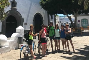 Private unique Cultural & art tour of Lanzarote island