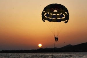 Puerto del Carmen: 10-Minute Parasailing Expereince