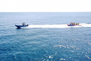 Puerto del Carmen: viaggio in catamarano con sport acquatici