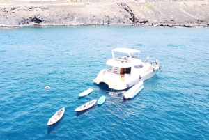 Puerto del Carmen: viaggio in catamarano con sport acquatici