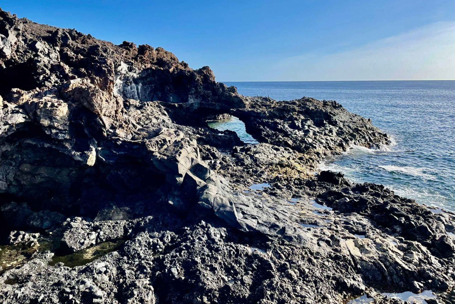 Itinéraire guidé sur la côte volcanique de Lanzarote.